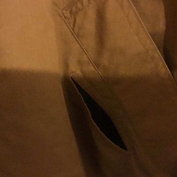 Vintage tan/ brown London Fog jacket- size 40 regular. Striped lining, pockets - Picture 5 of 10